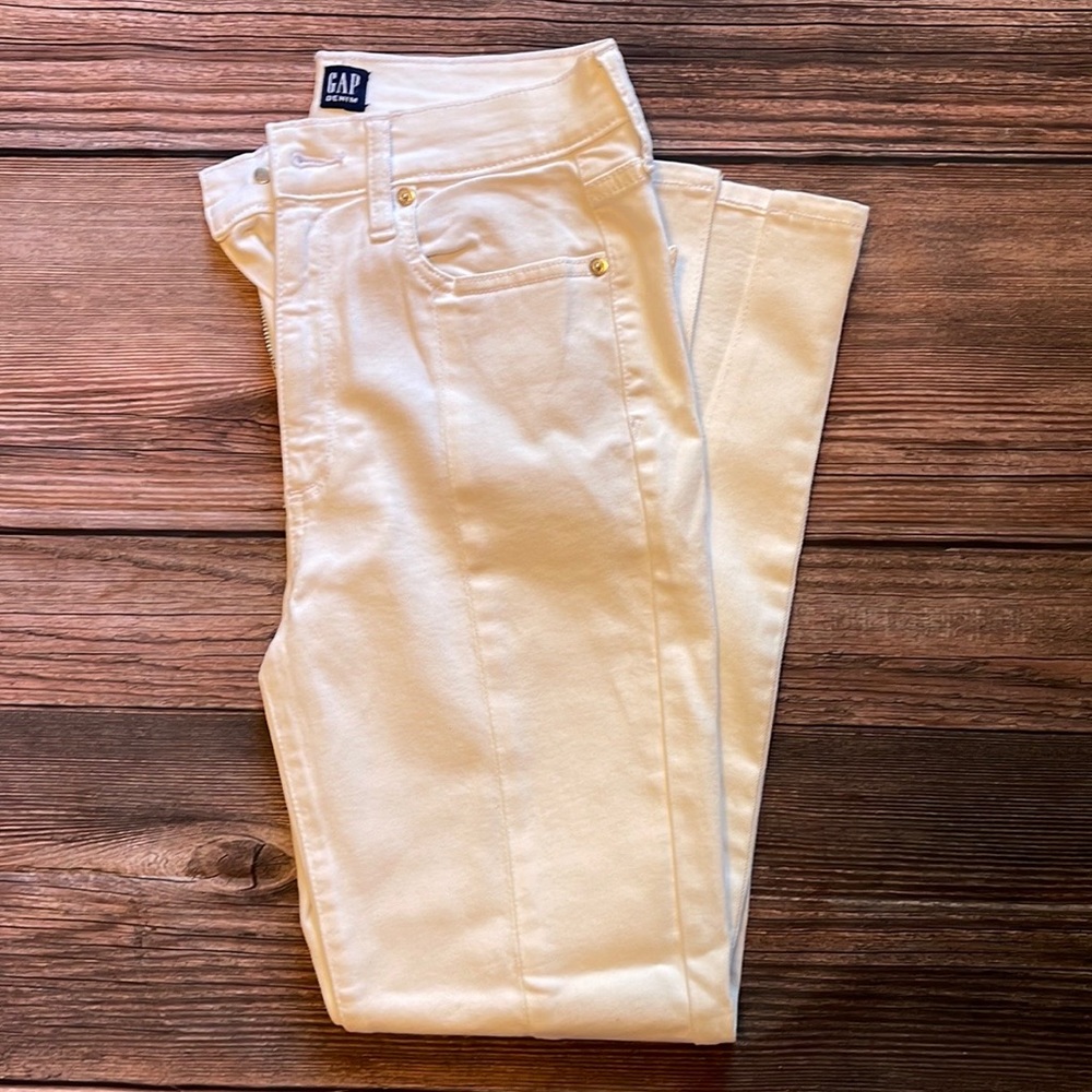 Gap Skinny Jeans!